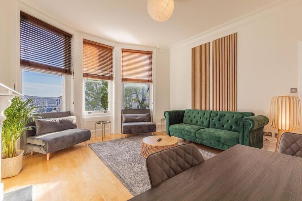 Victorian Flat Close To Station With Large Garden Apartman Brighton Kültér fotó