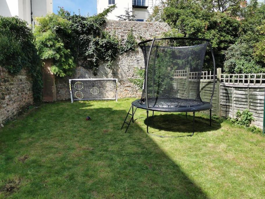 Victorian Flat Close To Station With Large Garden Apartman Brighton Kültér fotó